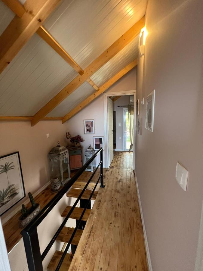 Attic View Villa Loútsa Dış mekan fotoğraf